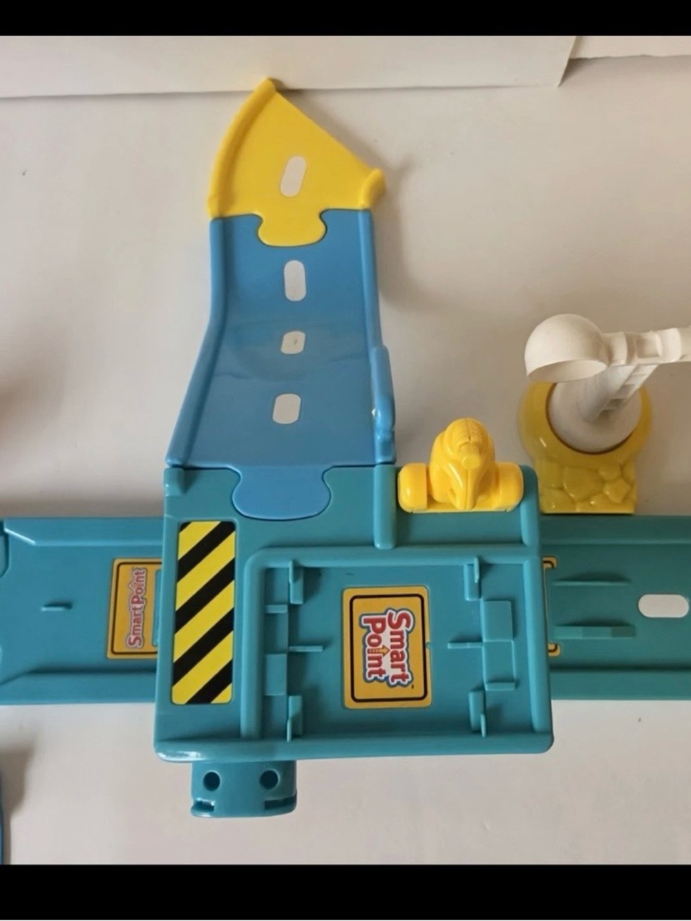 VTech Highway Construction Smart Point Learning Puzzle Toy, Multicolor - Picture 4 of 9